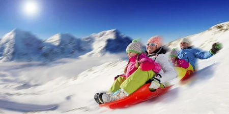 Sledding Wejciech Gajda ThinkStock