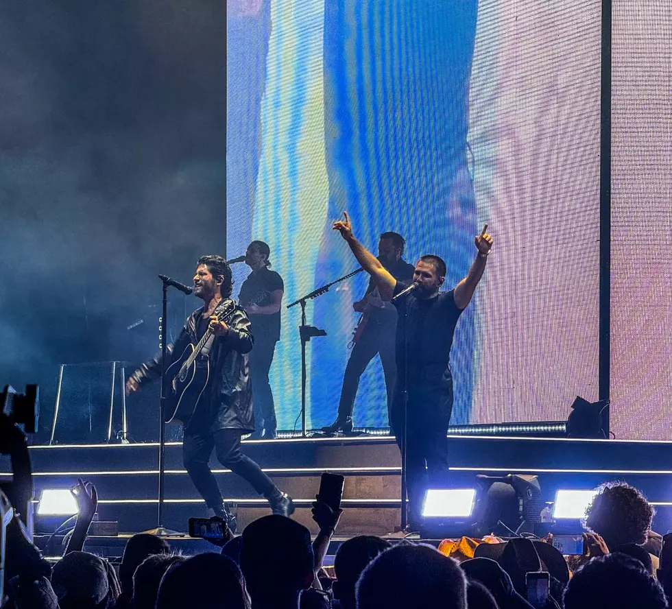 Dan + Shay in Maine